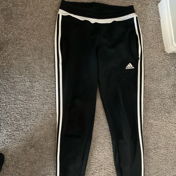 Adidas classic 3 stripe size small - Women’s - Picture 1 of 5